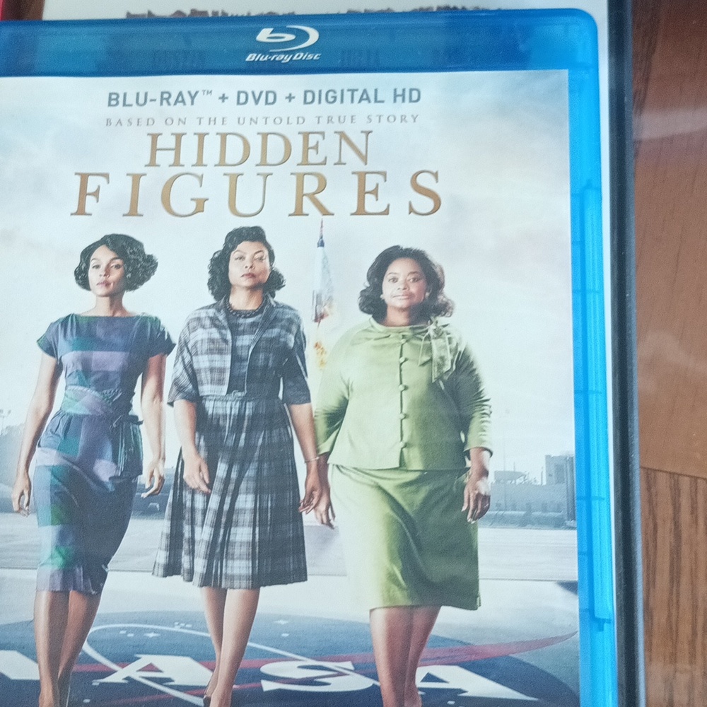 Blue ray dvds - Picture 2 of 4